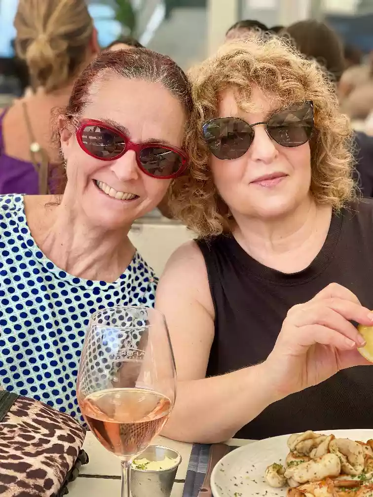 Iris & Nira