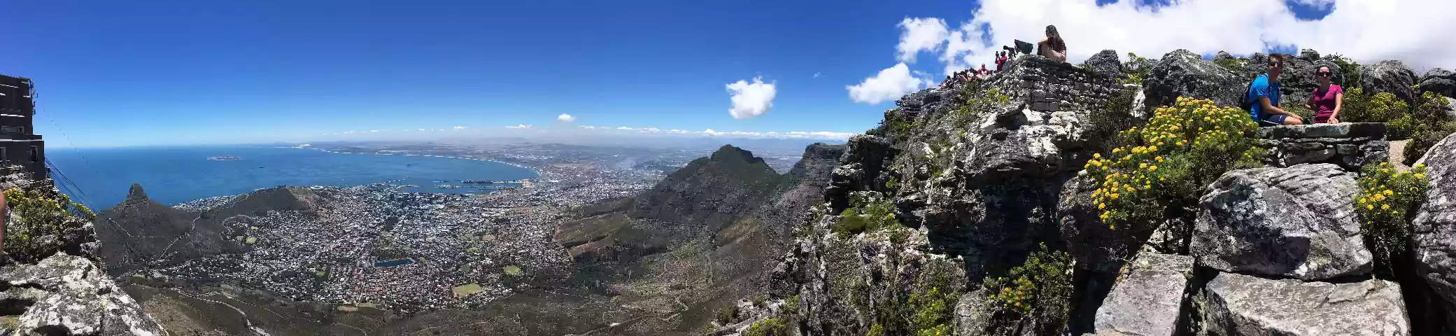 Table Mountain framing the sweeping Cape Town city bowl layout